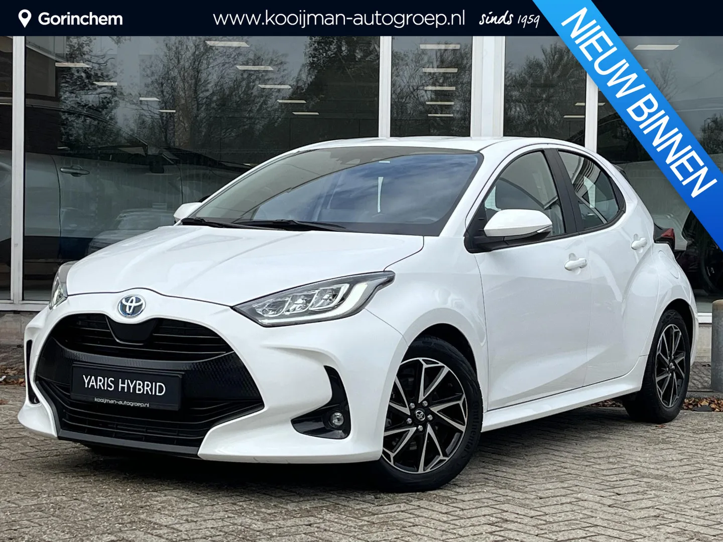 Toyota Yaris (2023) — foto 1