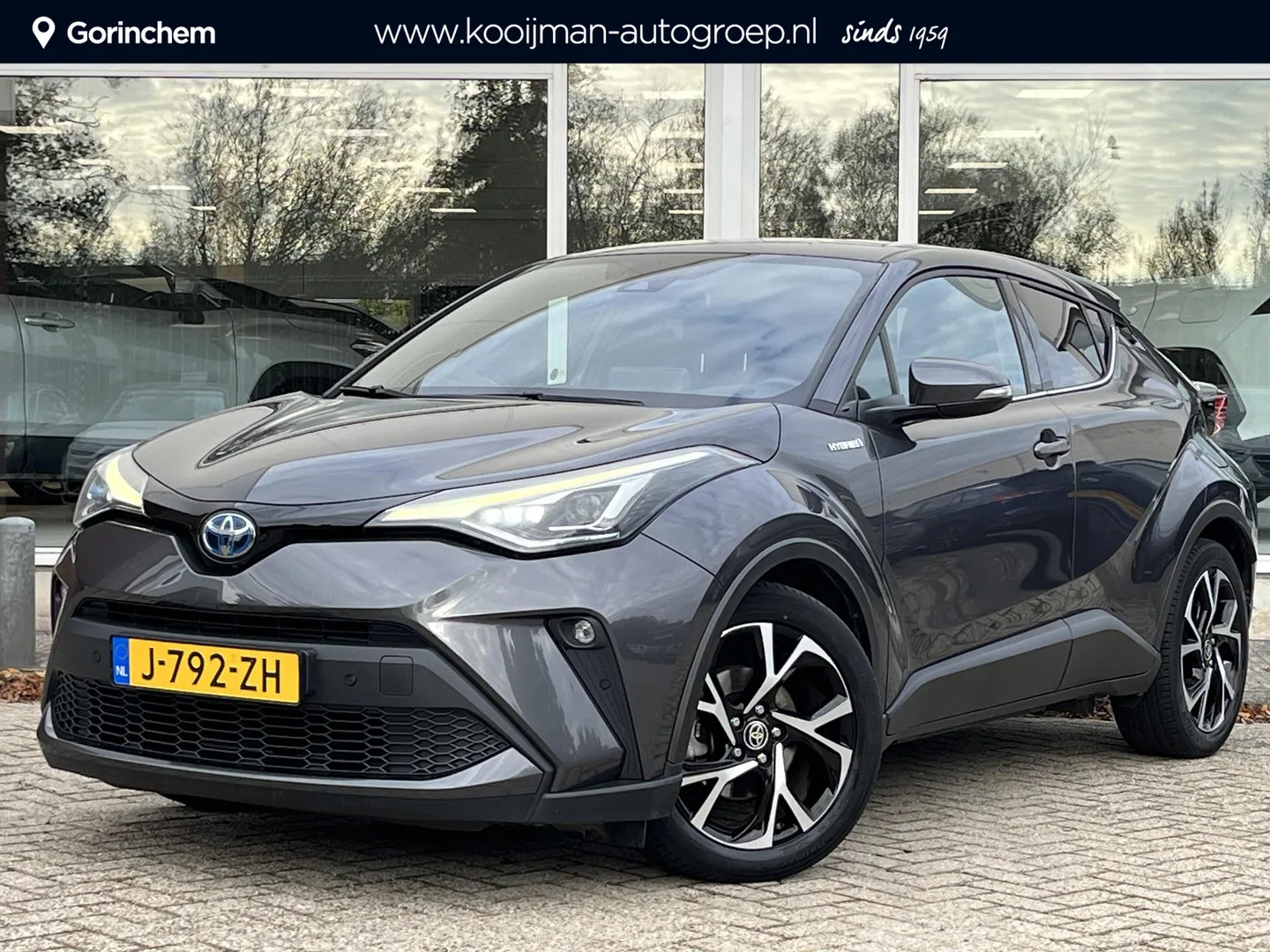 Toyota C-HR (2020) — foto 1