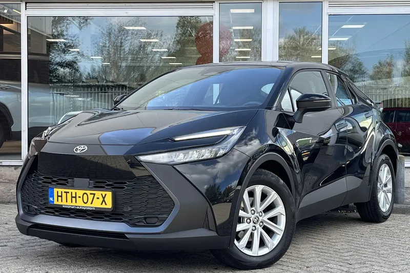 Toyota C-HR (2025)