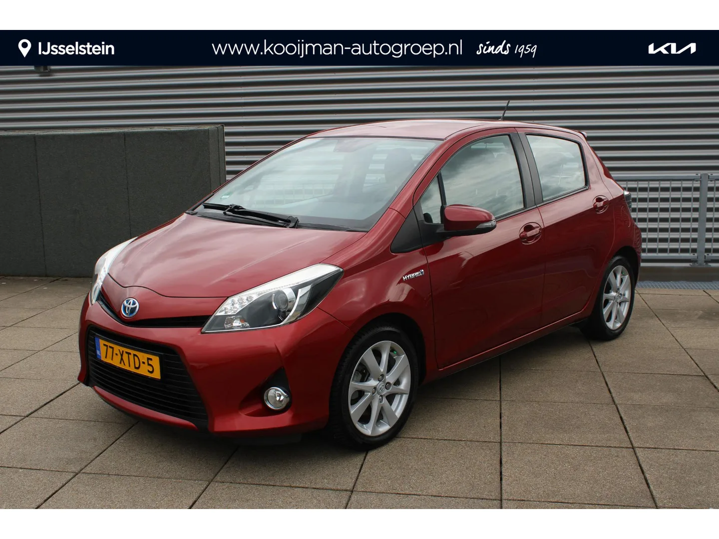 Toyota Yaris (2012) — foto 1