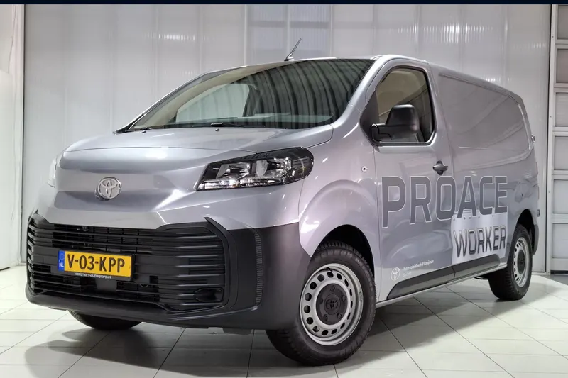 Toyota ProAce Worker (2024)