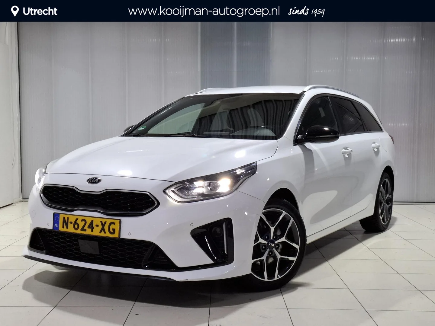 Kia Ceed (2022) — foto 1