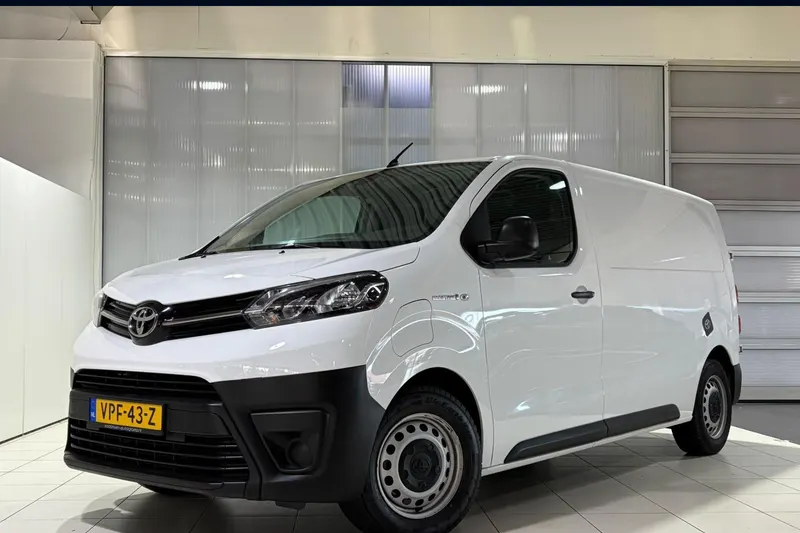 Toyota Proace (2022)