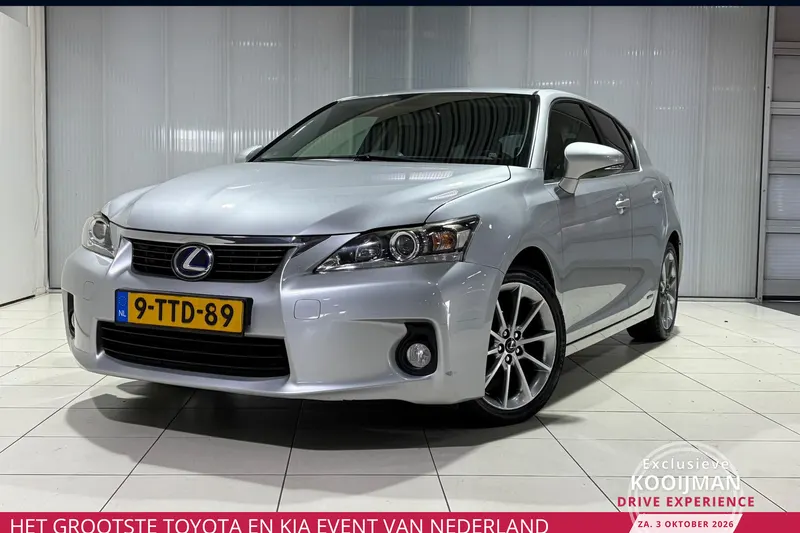 Lexus CT (2013)