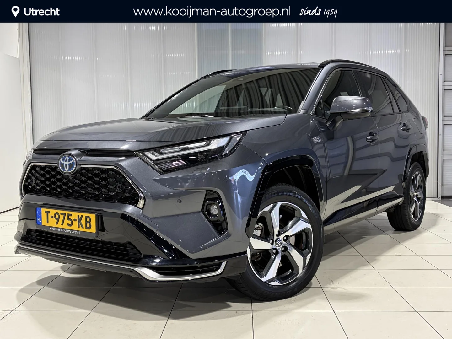 Toyota RAV4 (2022) — foto 1