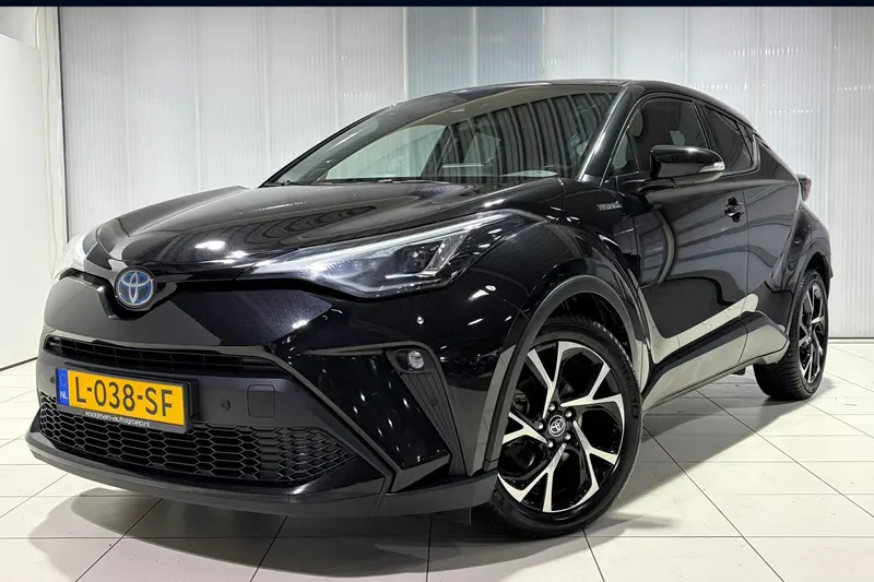 Toyota C-HR (2021)