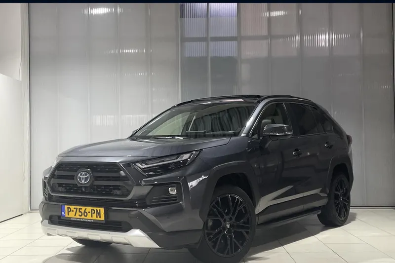 Toyota RAV4 (2022)