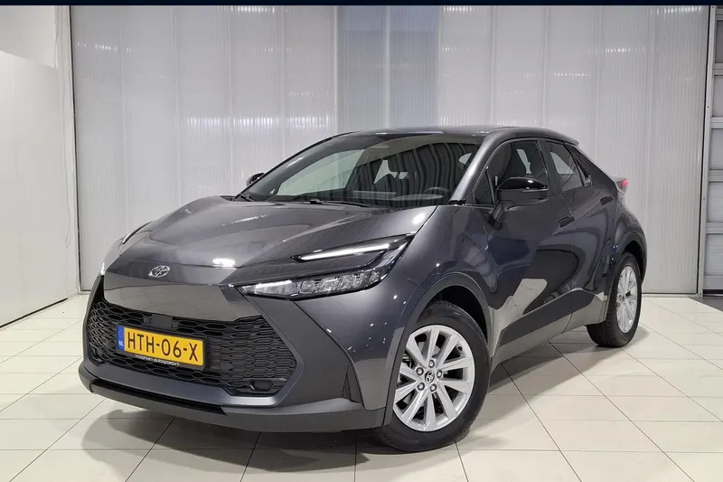 Toyota C-HR (2025)