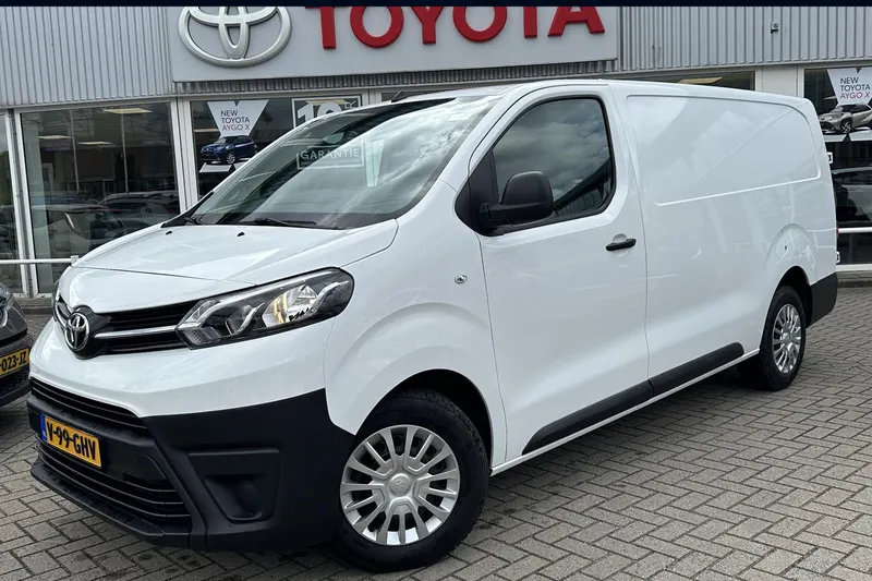 Toyota ProAce Worker (2022)