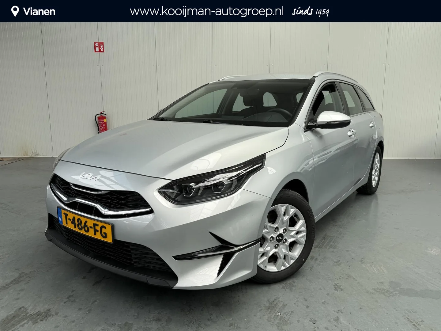 Kia Ceed (2023) — foto 1