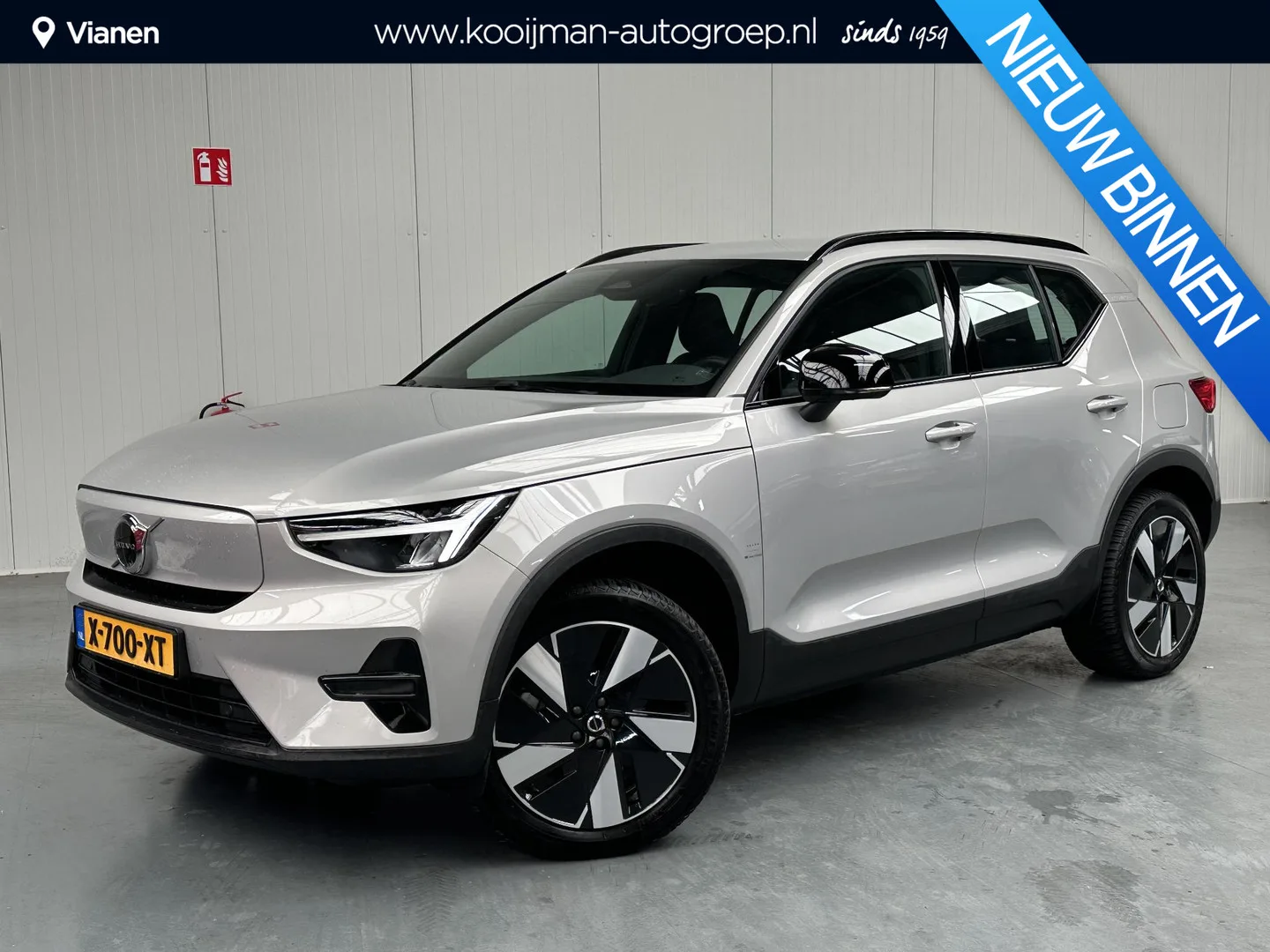 Volvo XC40 (2024) — foto 1