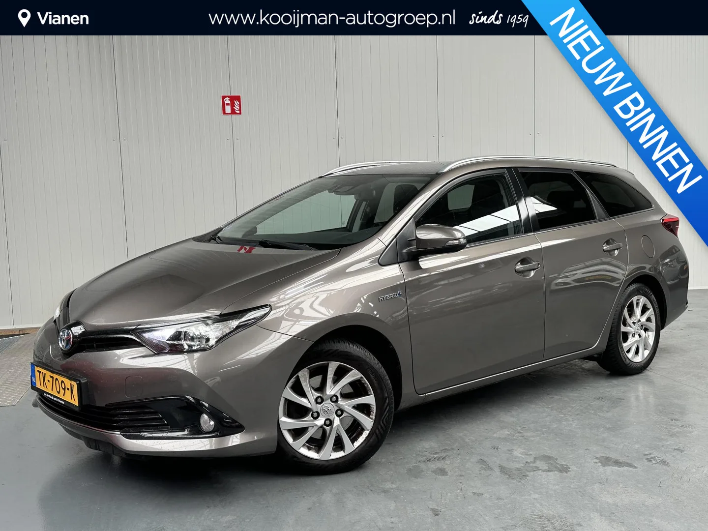 Toyota Auris (2018) — foto 1