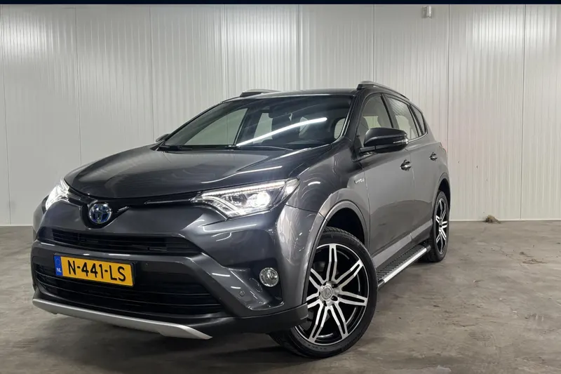 Toyota RAV4 (2017)