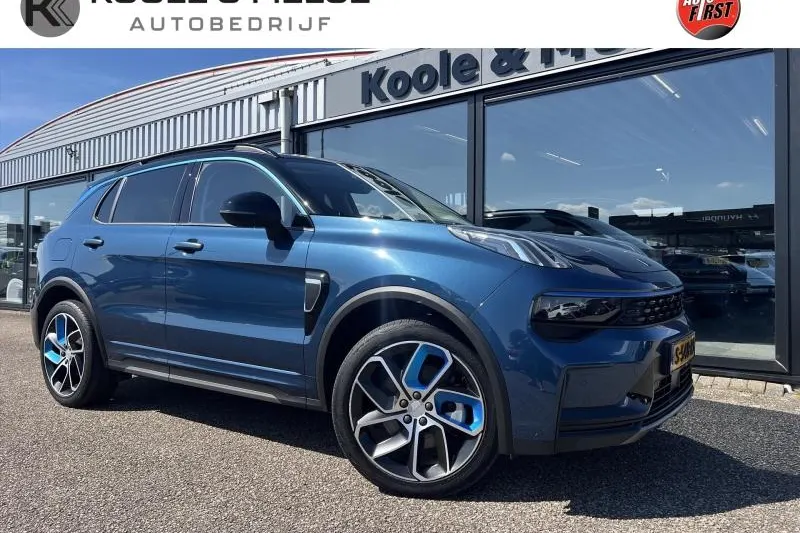Lynk & Co 01 (2023)