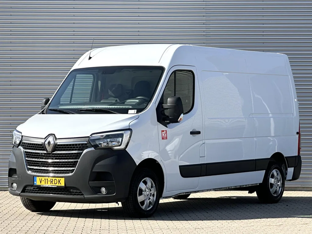 Renault Master (2024) — foto 1