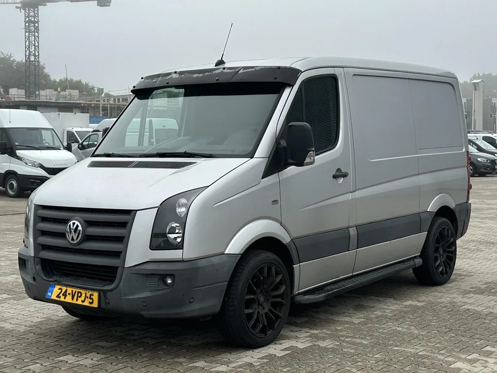 Volkswagen Crafter (2008) — foto 1