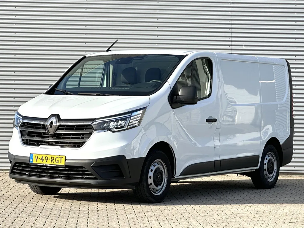 Renault Trafic (2024) — foto 1