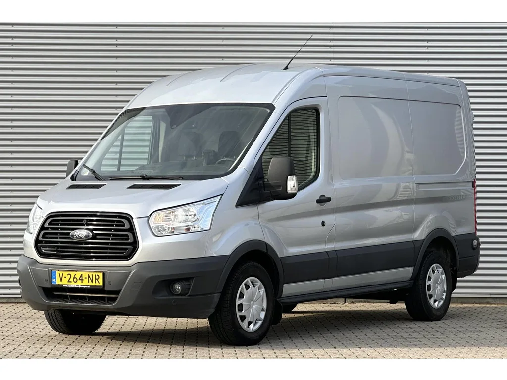 Ford Transit (2018) — foto 1