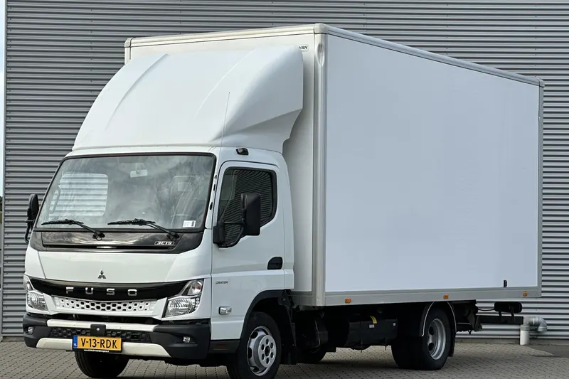 Fuso Canter (2022)