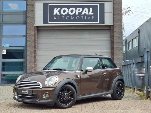 MINI Cooper (2011) — foto 1