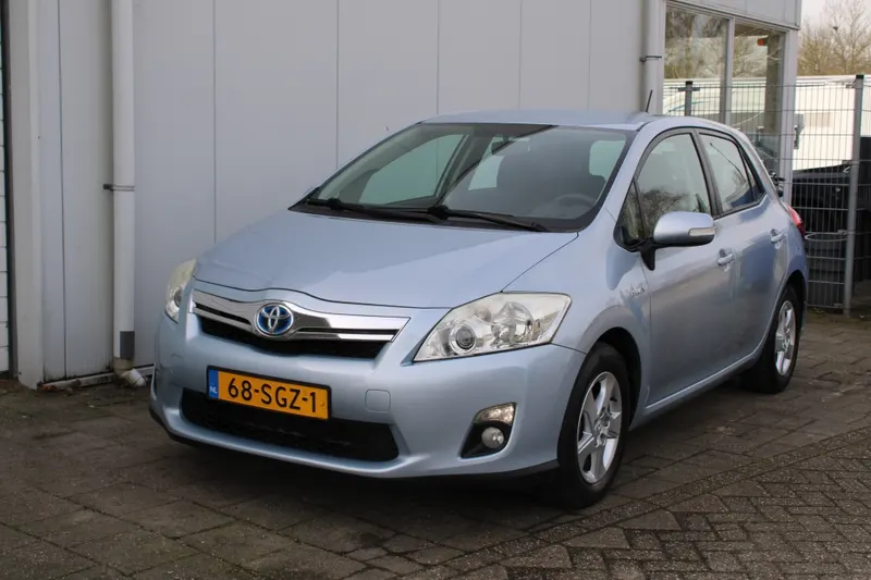 Toyota Auris (2011)