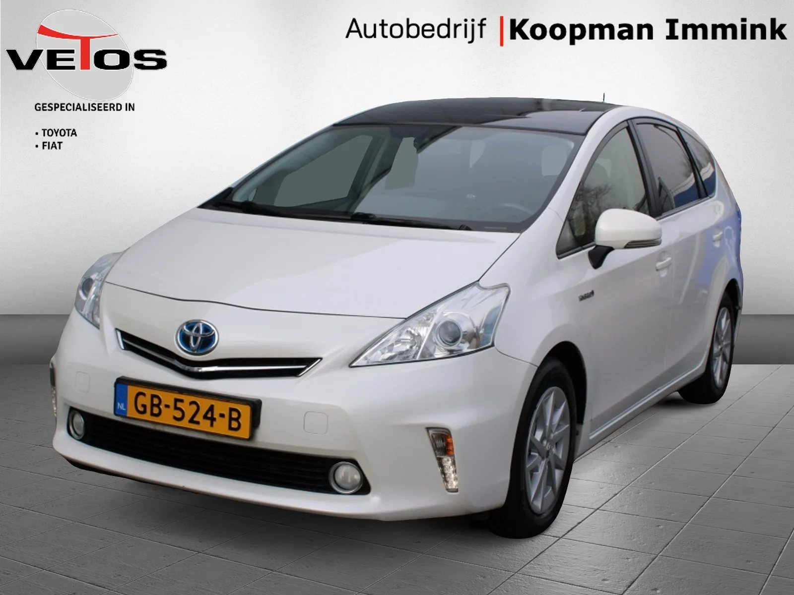 Toyota Prius Wagon (2015) — foto 1