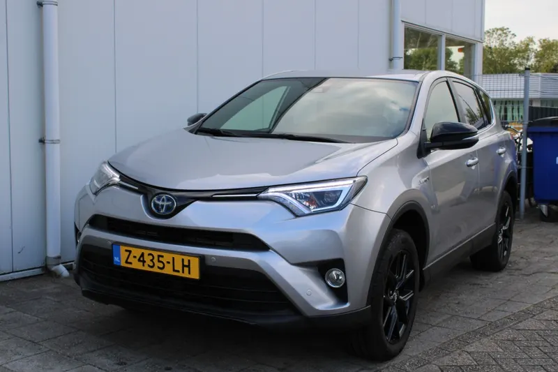 Toyota RAV4 (2017)