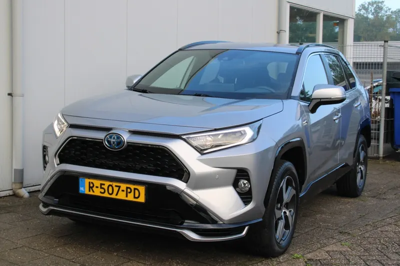 Toyota RAV4 (2022)