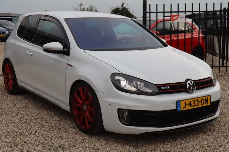 Volkswagen Golf (2010)