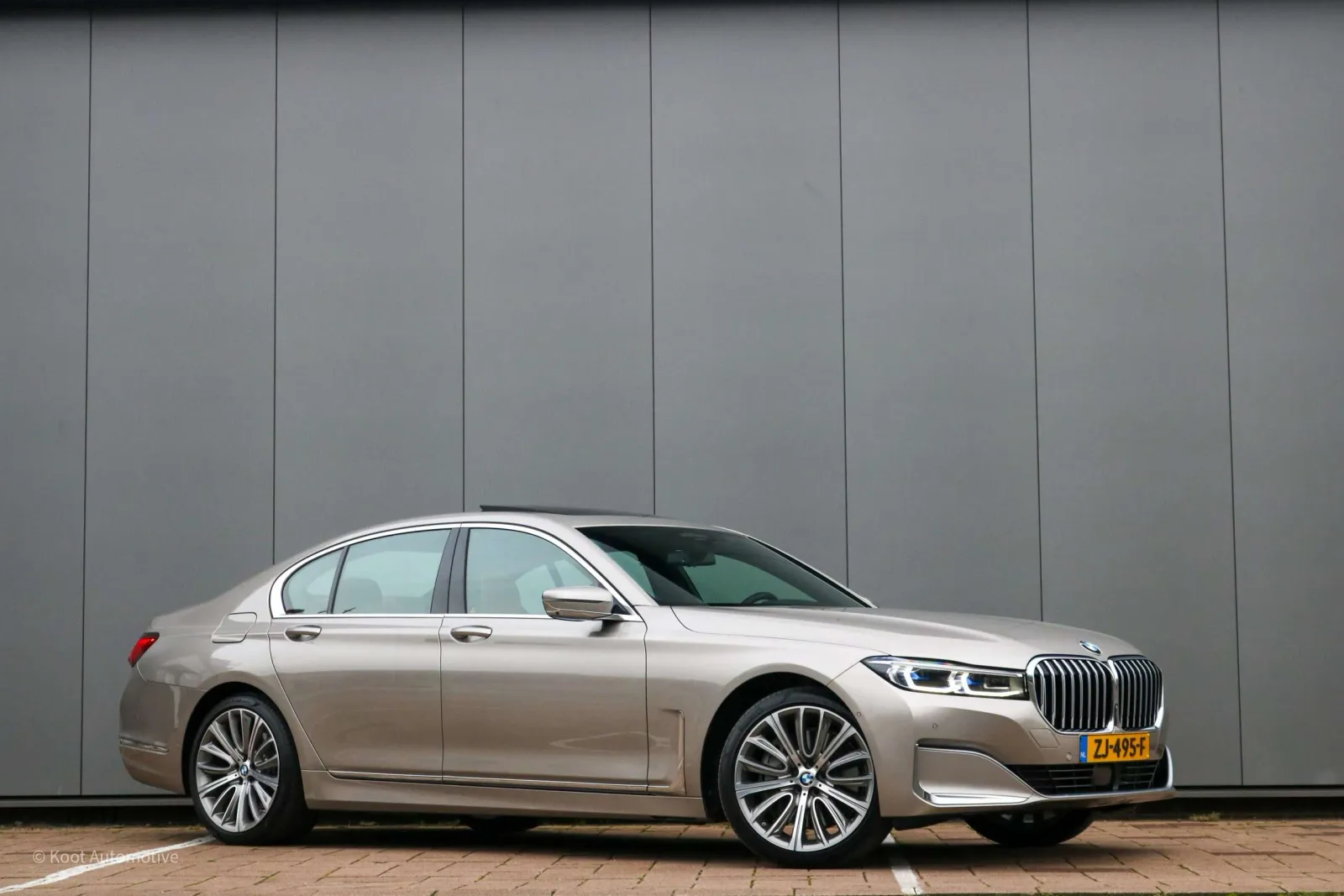 BMW 7-Serie (2019) — foto 1