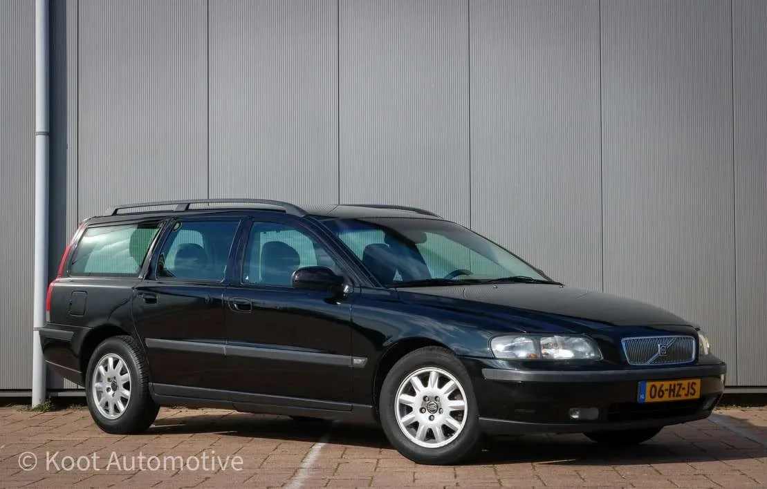 Volvo V70 (2002) — foto 1