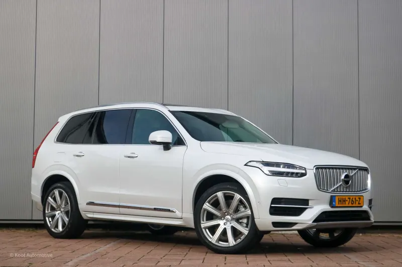 Volvo XC90 (2015)