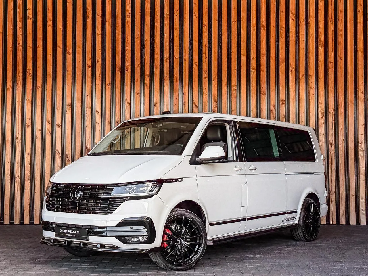 Volkswagen Transporter (2021) — foto 1