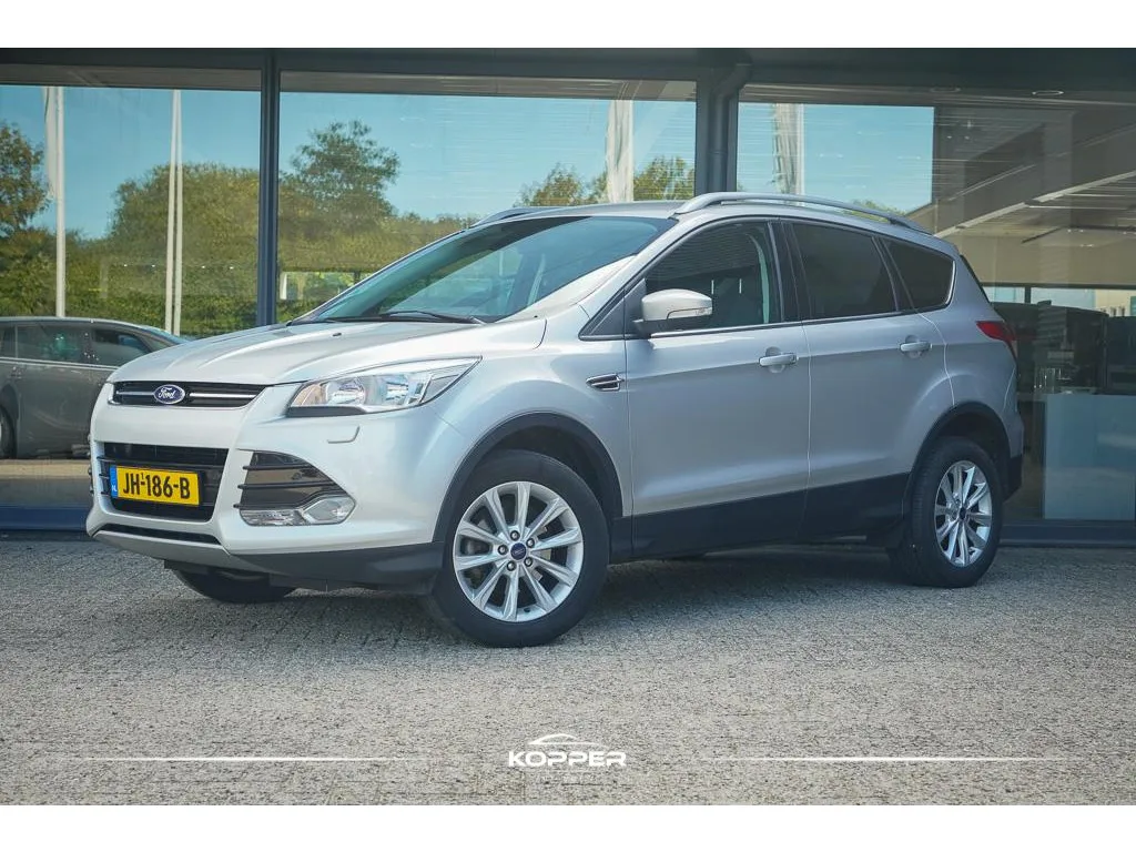 Ford Kuga (2015) — foto 1