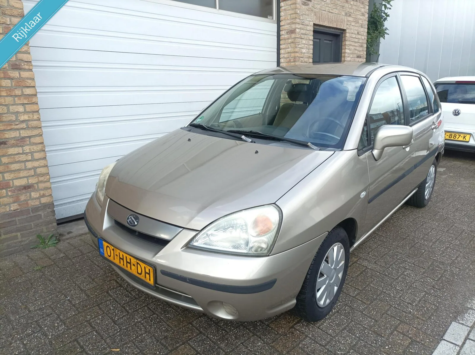 Suzuki Liana (2001) — foto 1