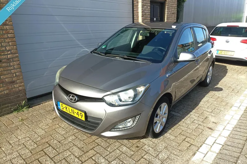 Hyundai i20 (2013)