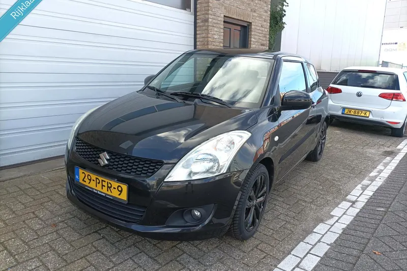 Suzuki Swift (2011)