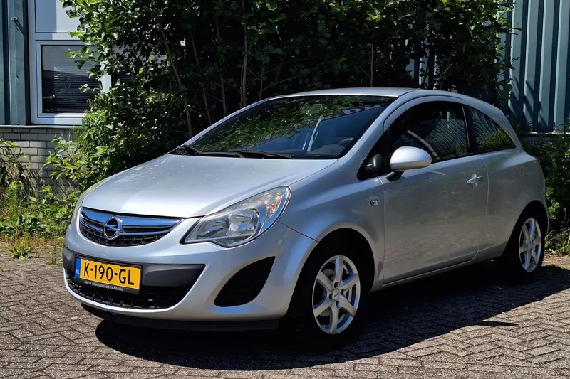 Opel Corsa (2011)