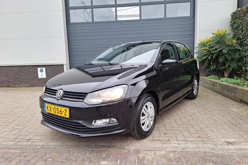 Volkswagen Polo (2015)