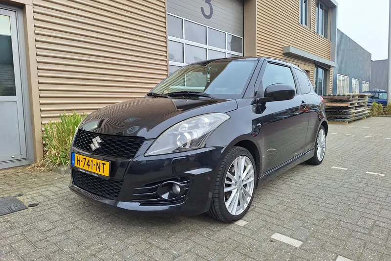 Suzuki Swift (2012)