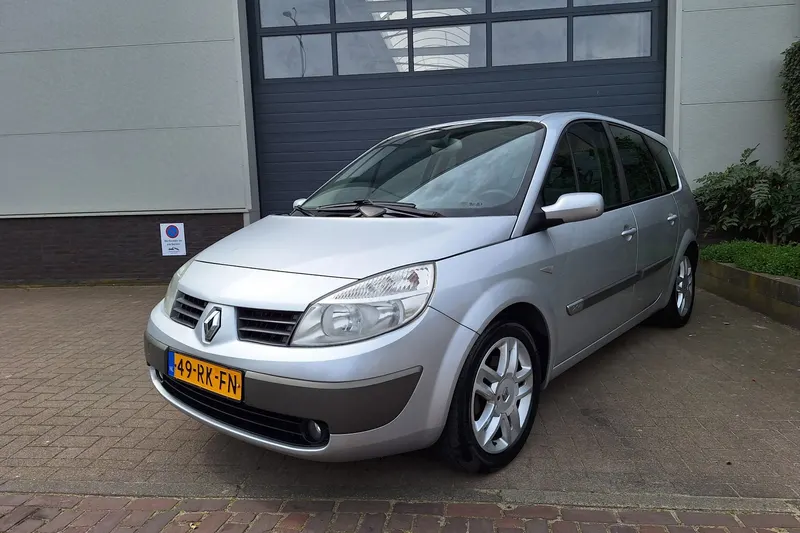 Renault Grand Scénic (2005)