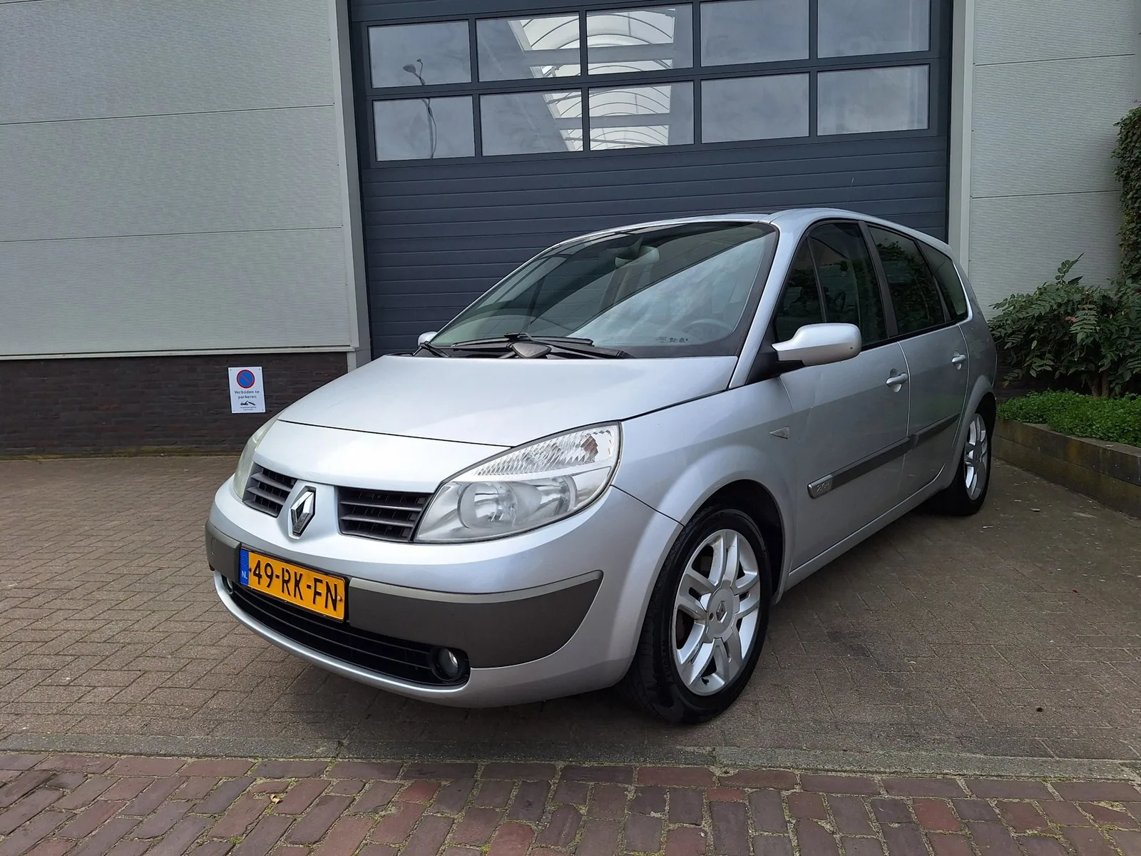 Renault Grand Scénic (2005) — foto 1