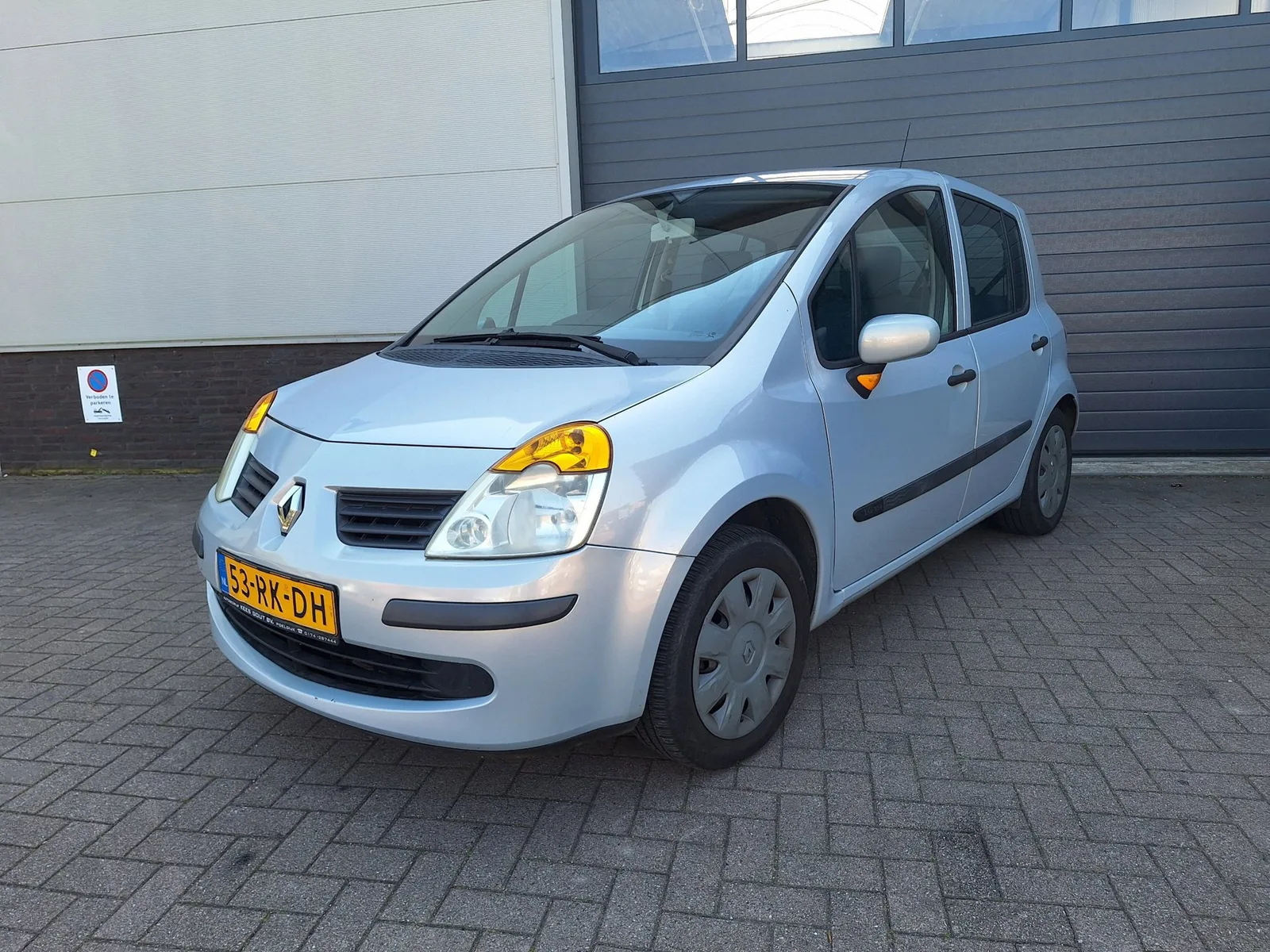 Renault Modus (2005) — foto 1