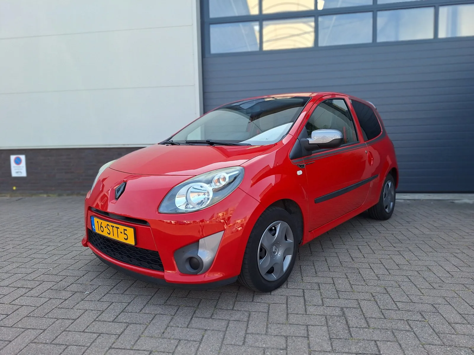 Renault Twingo (2011) — foto 1