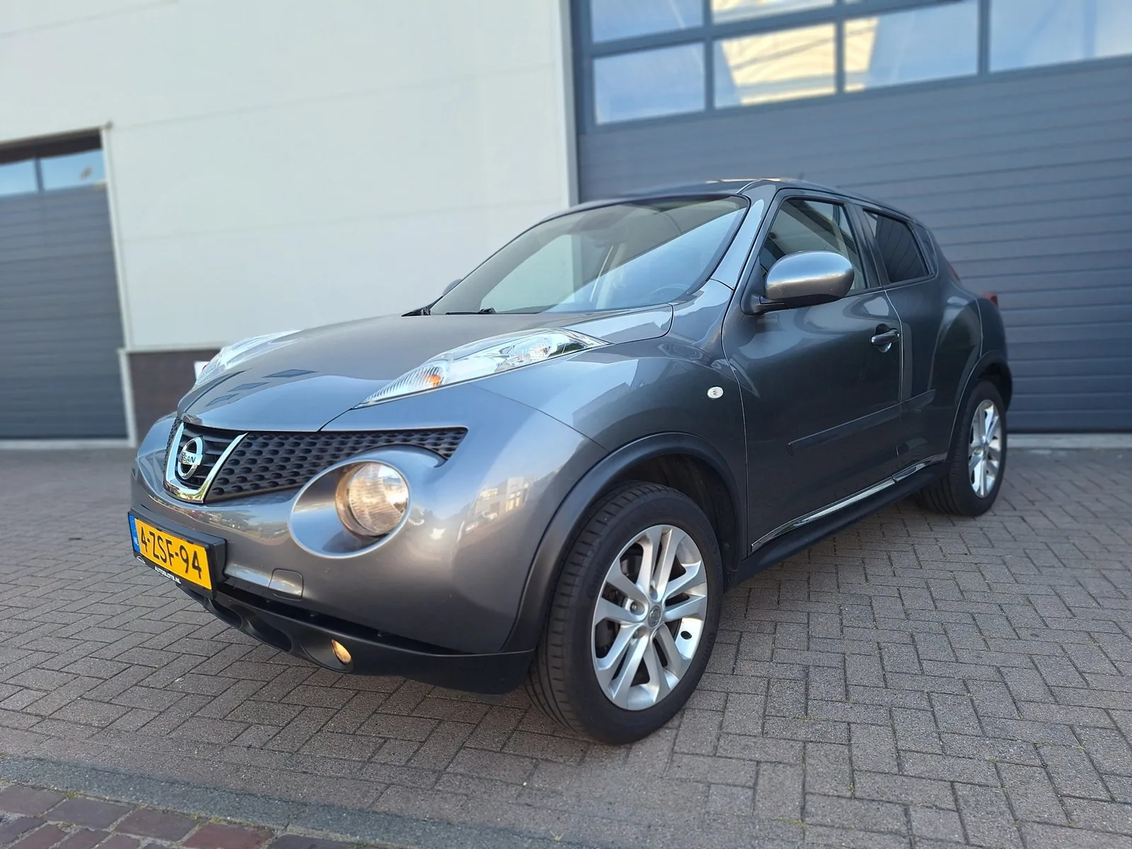 Nissan Juke (2010) — foto 1