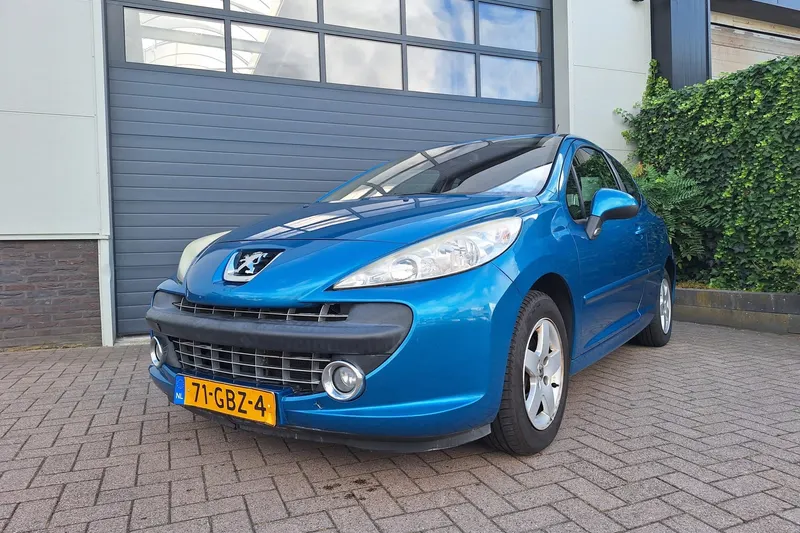 Peugeot 207 (2008)