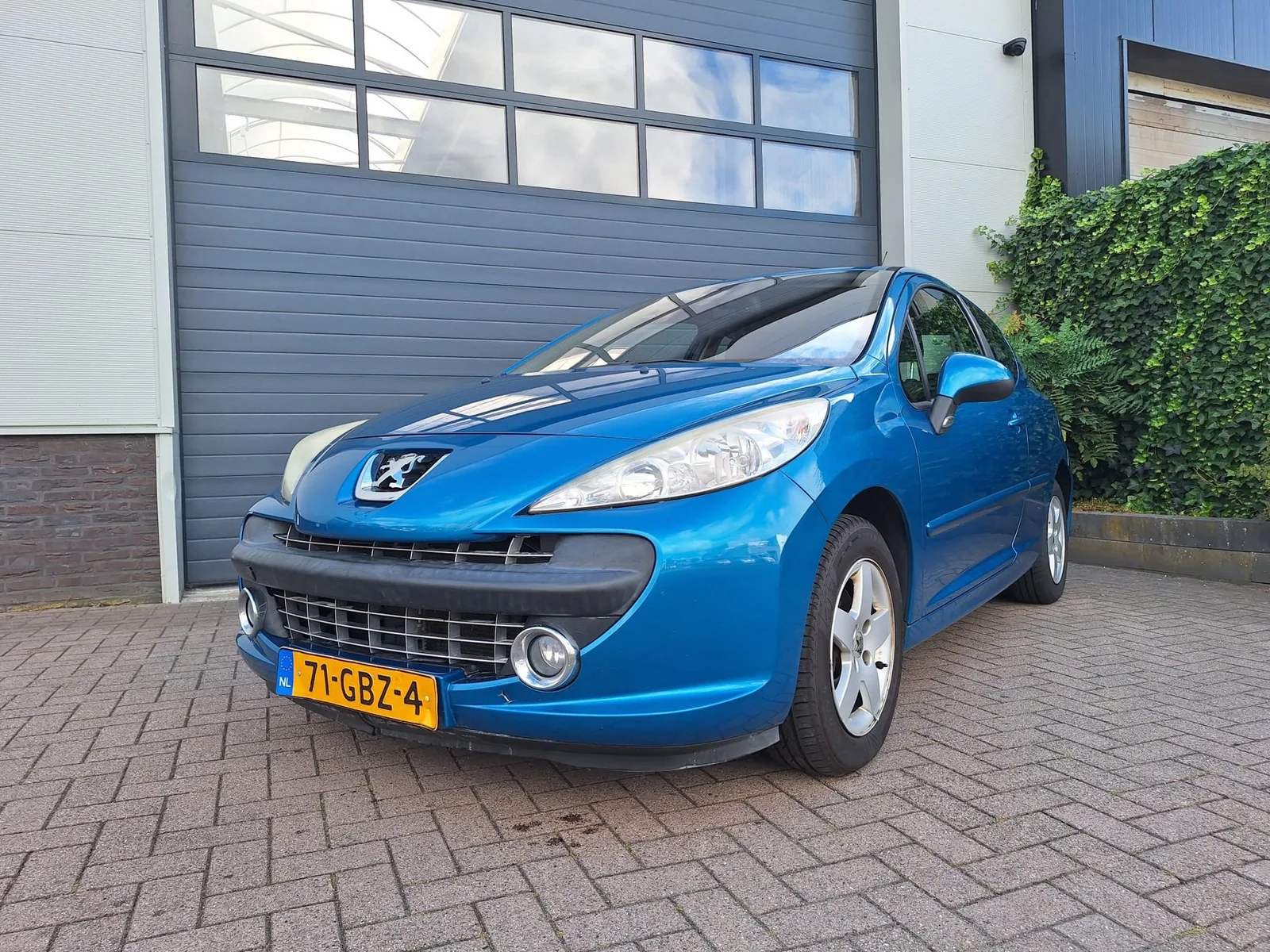 Peugeot 207 (2008) — foto 1