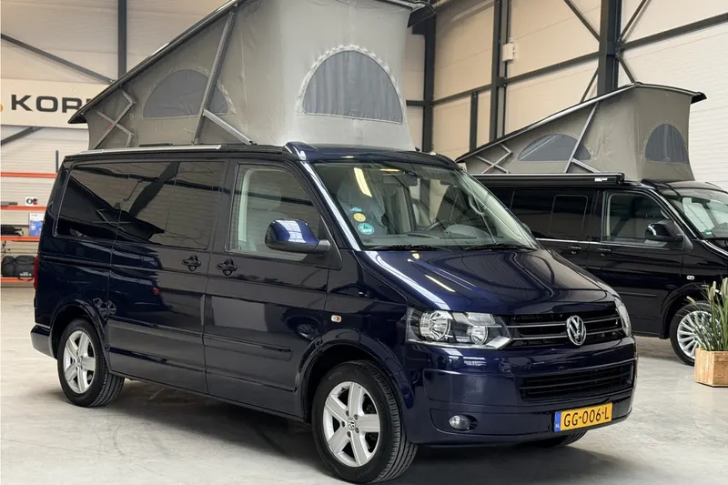 Volkswagen California (2010)
