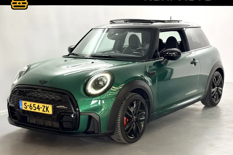 MINI Cooper (2023)