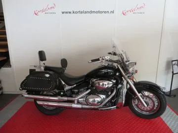 Suzuki VL 800 Volusia (2008) — foto 1